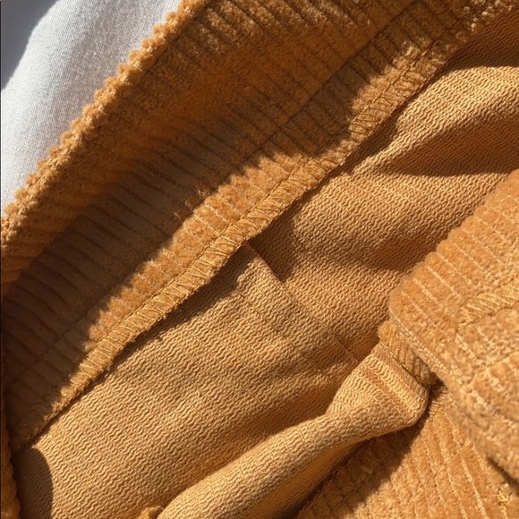 mustard yellow skirt - Picture 5 of 6